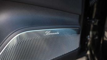 Porsche Macan Electric 