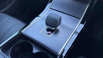 Land Rover Range Rover Evoque Dynamic SE