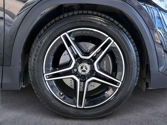 Mercedes-Benz GLA AMG Line