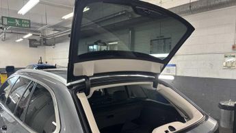 BMW 5 Series SE