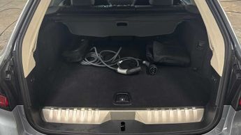 BMW 5 Series SE