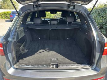 Mercedes-Benz GLC AMG Line