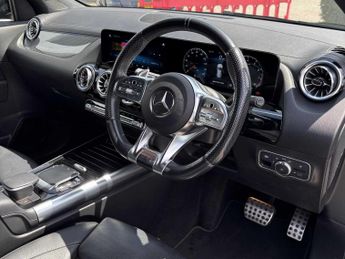 Mercedes-Benz GLA AMG