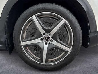 Mercedes-Benz EQE AMG Line