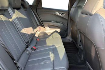 Audi Q4 S Line