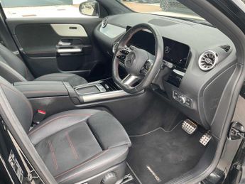 Mercedes-Benz GLA AMG Line