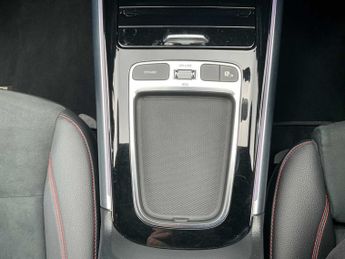 Mercedes-Benz GLA AMG Line