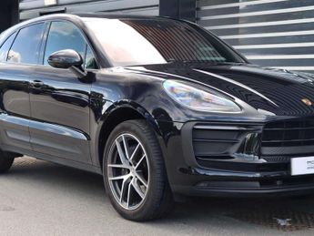 Porsche Macan Estate 