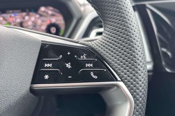 Audi Q4 Black Edition