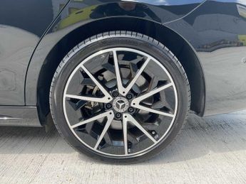 Mercedes-Benz Cla AMG Line Premium Edition
