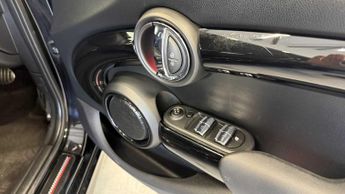 MINI Hatchback Cooper S Sport