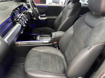 Mercedes-Benz EQB AMG Line Executive