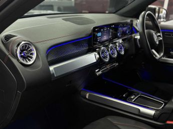 Mercedes-Benz EQB AMG Line Executive