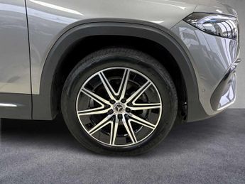 Mercedes-Benz EQB AMG Line Executive