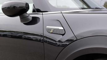 MINI Hatchback Cooper S Level 2