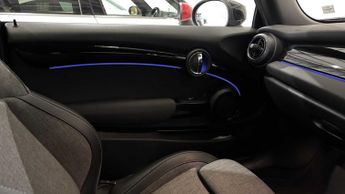 MINI Hatchback Cooper S Level 2