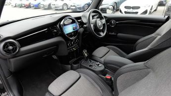 MINI Hatchback Cooper S Level 2