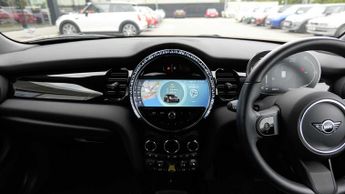MINI Hatchback Cooper S Level 2