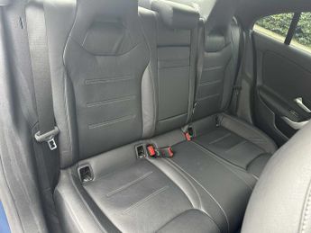 Mercedes-Benz Cla AMG Line