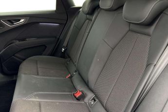 Audi Q4 S Line