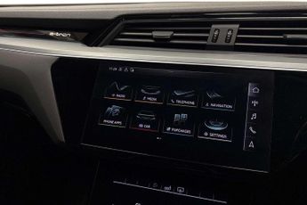 Audi E-Tron 