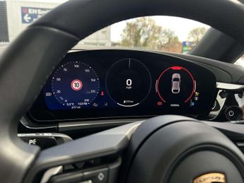 Porsche Macan Electric 
