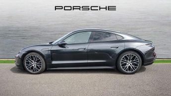 Porsche Taycan 