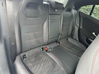 Mercedes-Benz Cla AMG Line