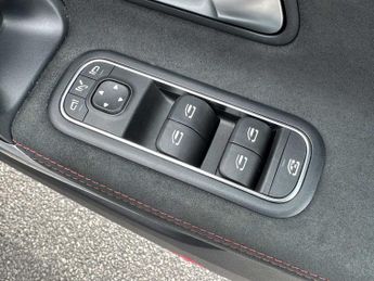 Mercedes-Benz Cla AMG Line