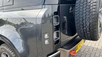 Land Rover Defender X