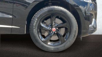 Jaguar F-PACE R-Dynamic S