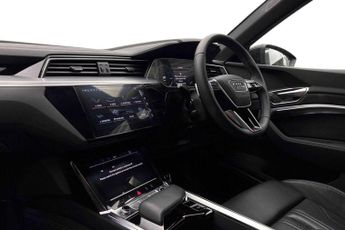 Audi Q8 S Line