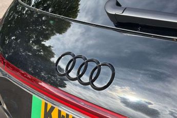 Audi Q4 Black Edition