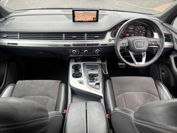 Audi Q7 S Line