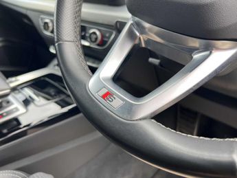 Audi Q5 S Line