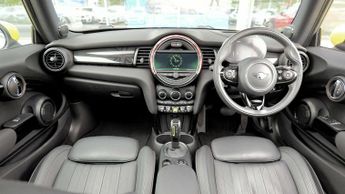 MINI Hatchback Cooper S Level 3