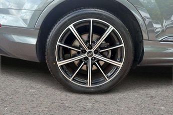 Audi Q7 Black Edition
