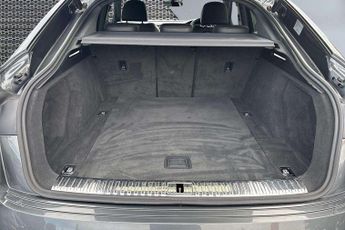 Audi E-Tron S Line