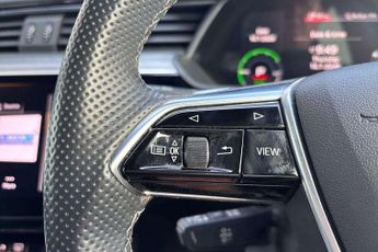Audi E-Tron Black Edition