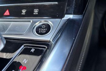 Audi E-Tron Black Edition