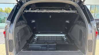 Land Rover Discovery Diesel HSE Commercial