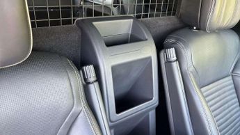 Land Rover Discovery Diesel HSE Commercial