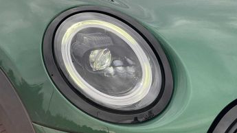 MINI Hatchback Cooper S Level 2