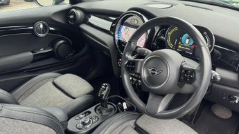 MINI Hatchback Cooper S Level 2