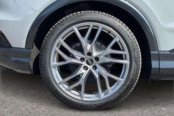Audi Q4 Black Edition