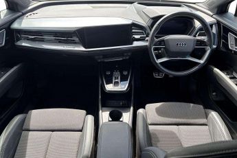 Audi Q4 S Line