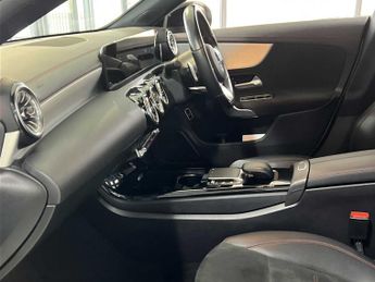 Mercedes-Benz Cla AMG Line