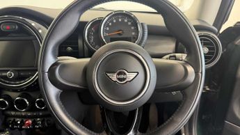 MINI Hatchback Cooper