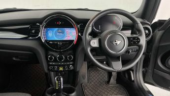 MINI Hatchback Cooper S Level 2