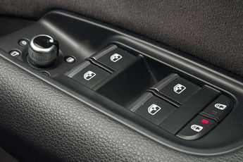 Audi Q7 Black Edition